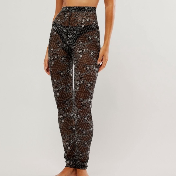 FREE PEOPLE FRENCH KISS LACE LEGGINGS BLACK WHITE SMALL - Picture 2 of 6